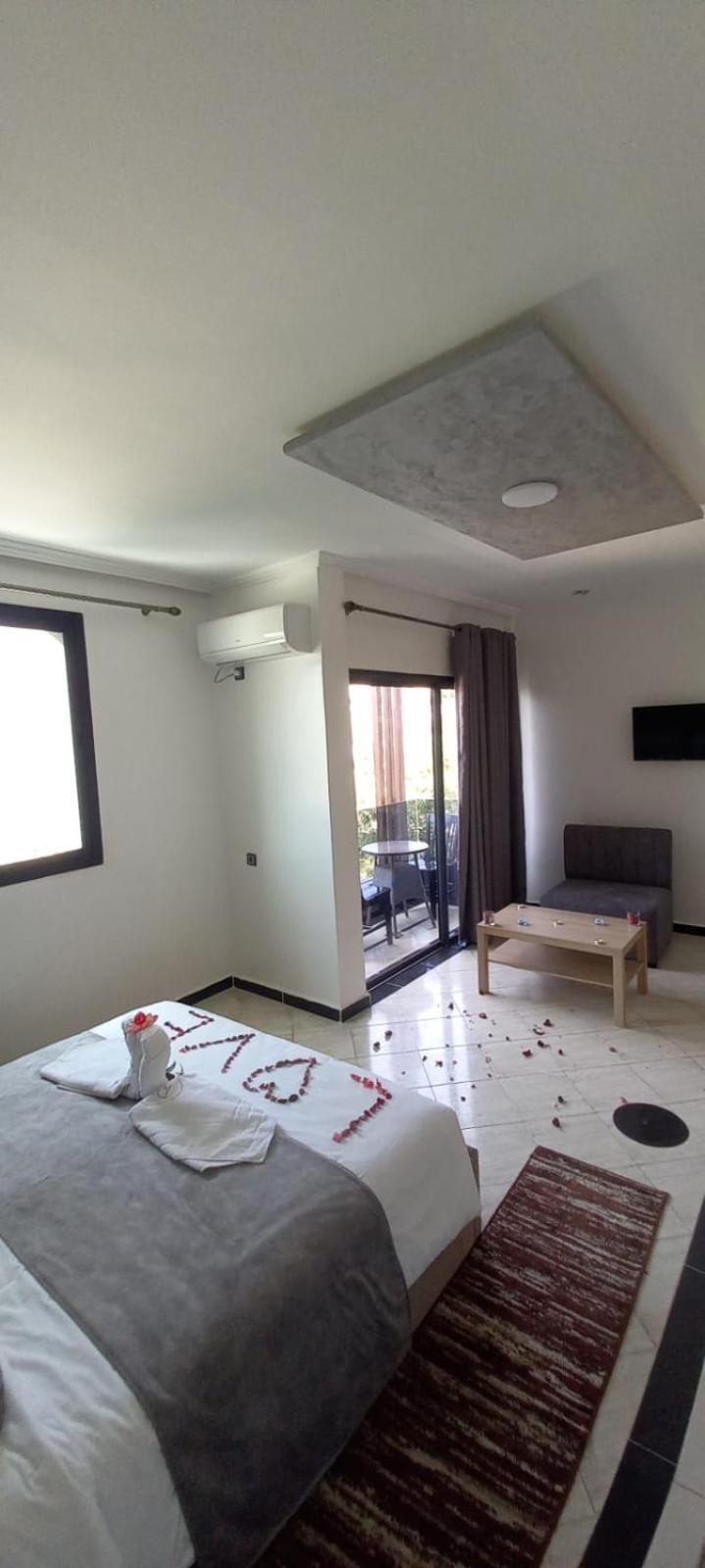 Hotel Riad Taounate Exterior foto